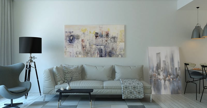 15 astuces déco pour petit salon étroit qui changent tout