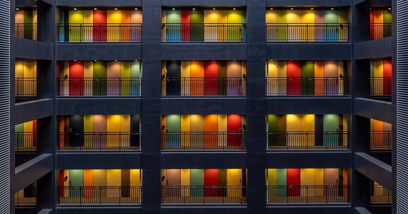Aménager les petits espaces : studio, deux-pièces et coins sous les combles